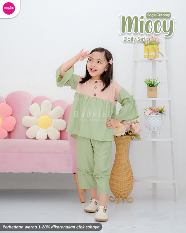 Miccy Daily Set - Gambar 5